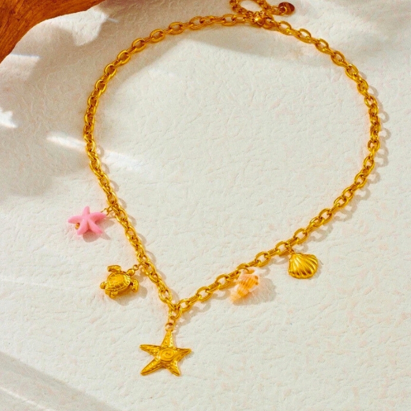 Cadenas con dijes para mujeres